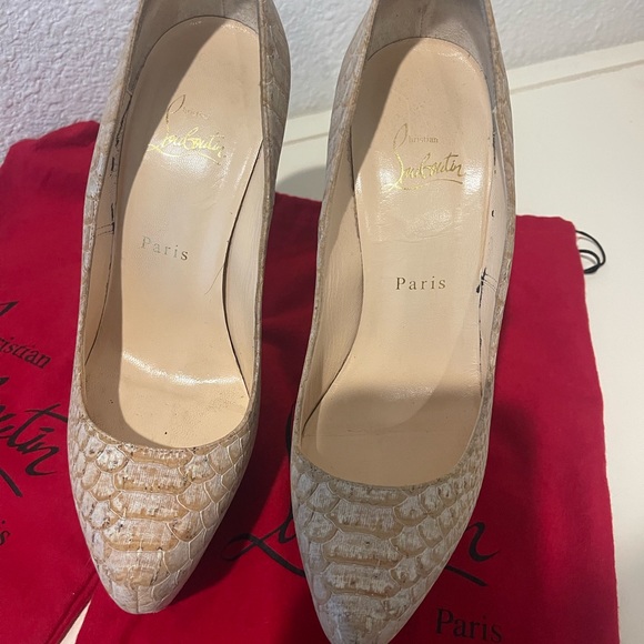 CHRISTAIN LOUBOUTIN Daffodil Python Platform Pumps - Picture 4 of 4